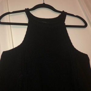 Super cute crop top & off the shoulder sweater!